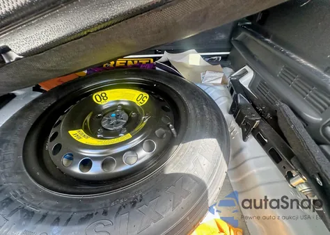 2016 Hyundai Tucson Limited z USA, uszkodzony, nr VIN KM8J33A25GU026489